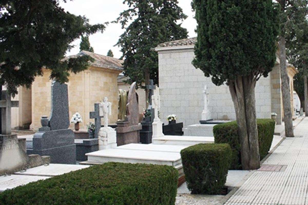 La Roda apuesta por una gran zona verde junto al Tanatorio mediante nueva adquisición de terrenos