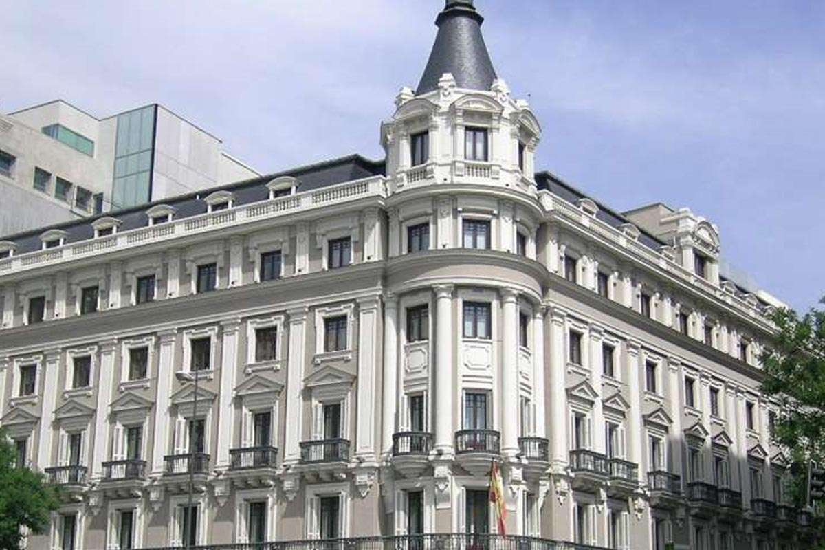 Transformaciones en el sector funerario: Albia, Mapfre y Meridiano lideran el cambio