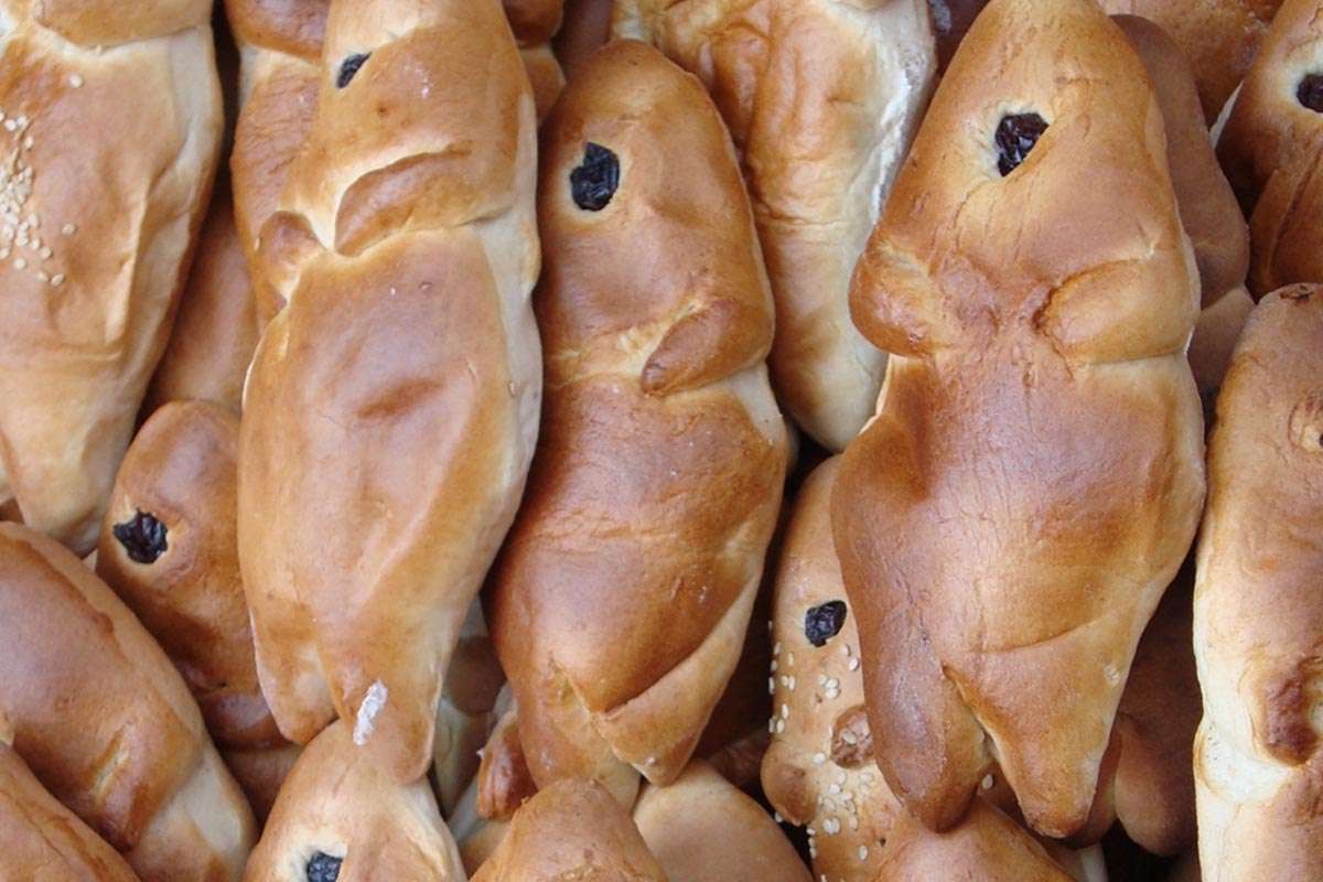 Pontevedra revive el pan de ánimas para honrar a los difuntos
