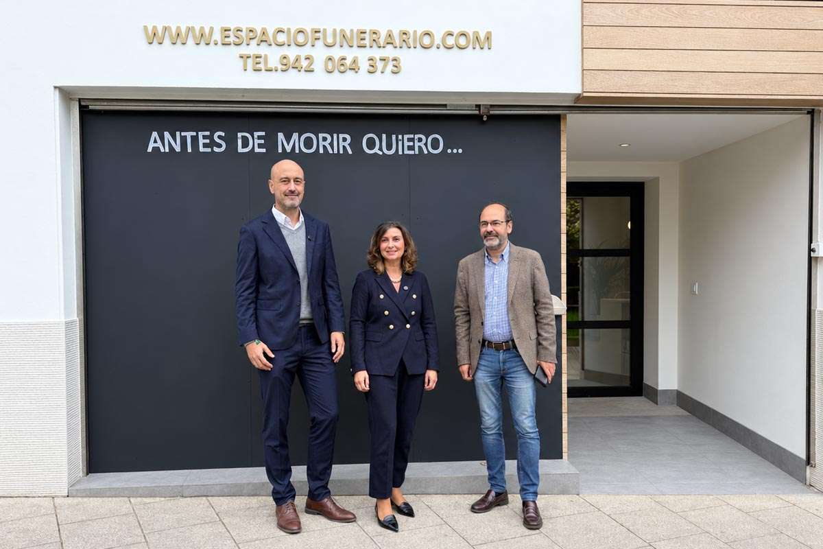 Reflexión sobre la vida en Torrelavega con el mural «Antes de morir quiero…
