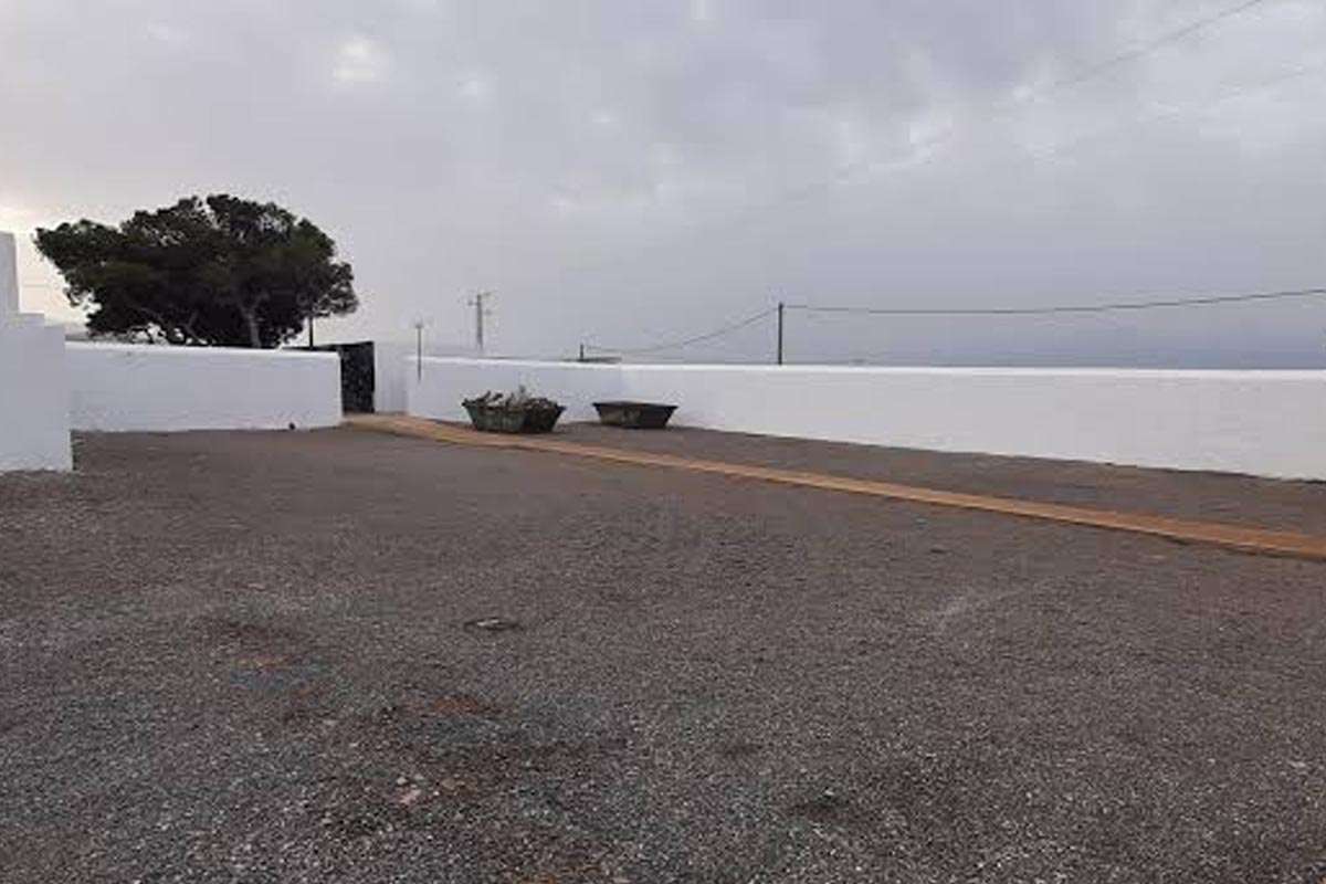 Arte y comunidad se unen en el cementerio de Las Norias